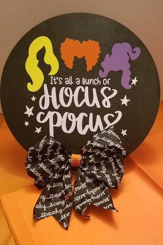 12 Inch Round Halloween Sign